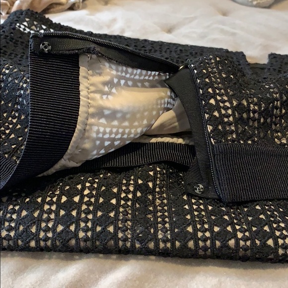 🛼 Ann•Taylor 🛼 Pencil Skirt - Picture 8 of 8